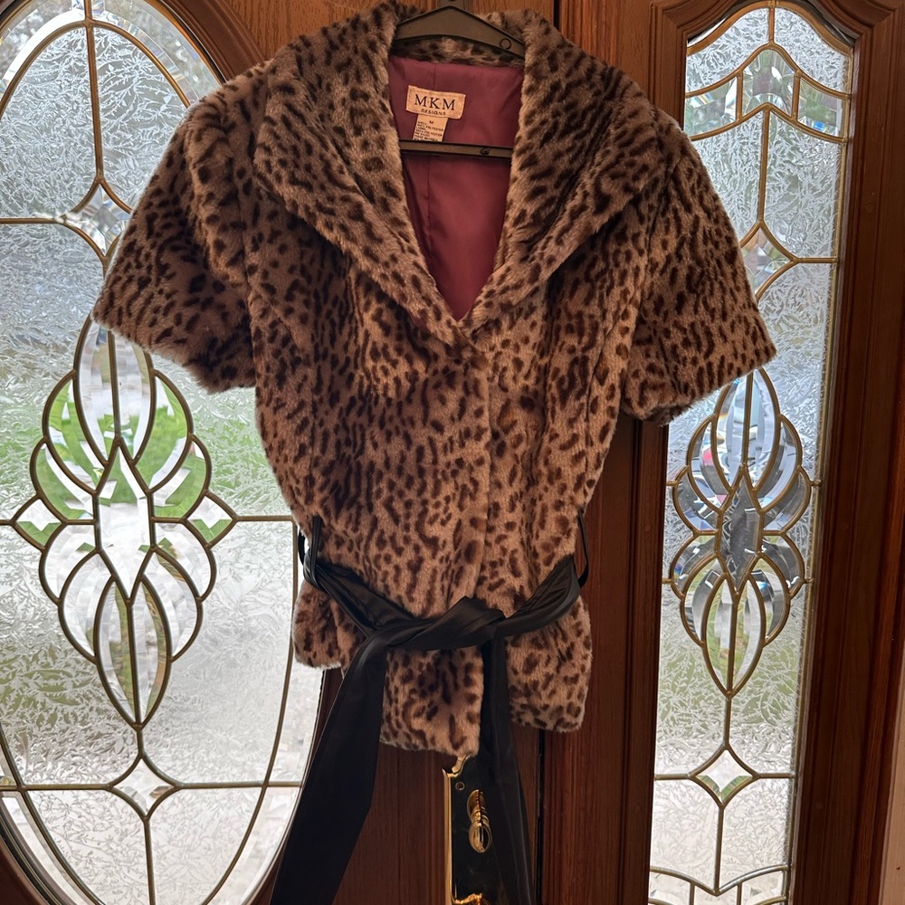 MKM Designs Women's Leopard Teddy Jacket with Black Belt